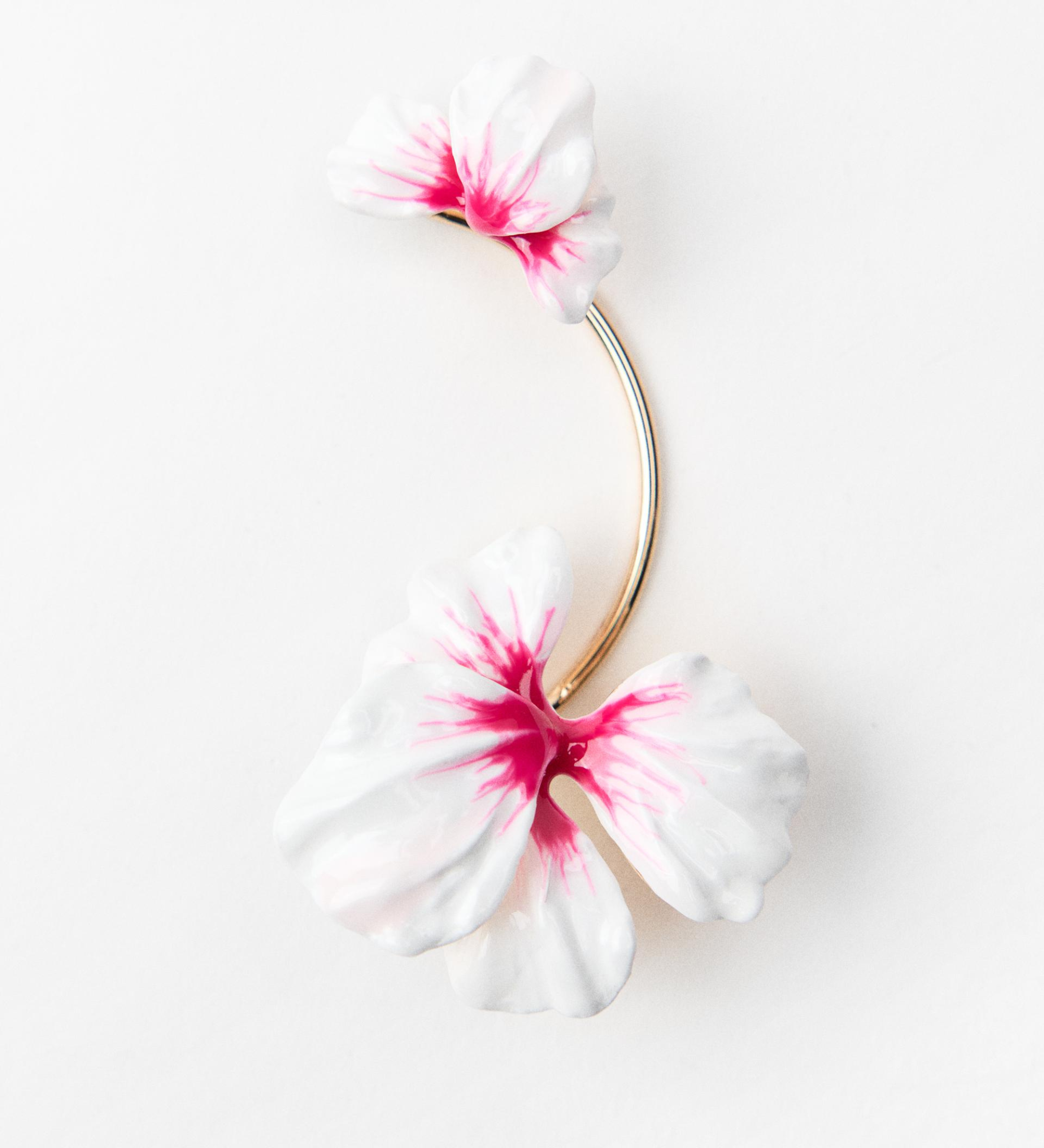 Elegant Flower Ear Cuff